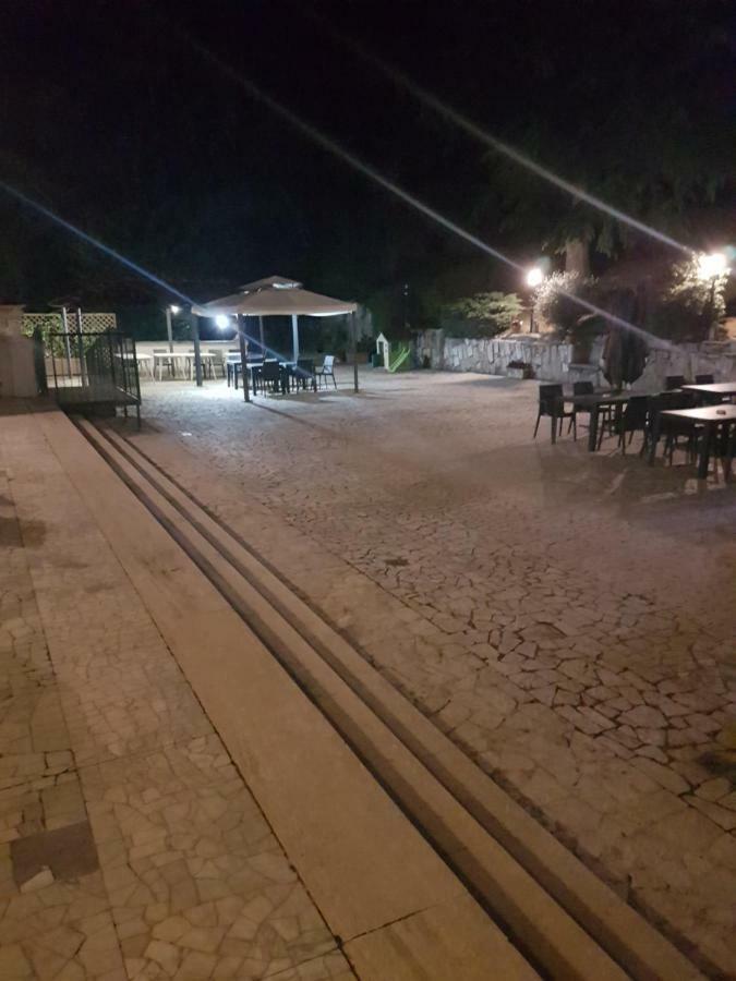 科莱费罗 La Tenuta Di Bacco酒店 外观 照片